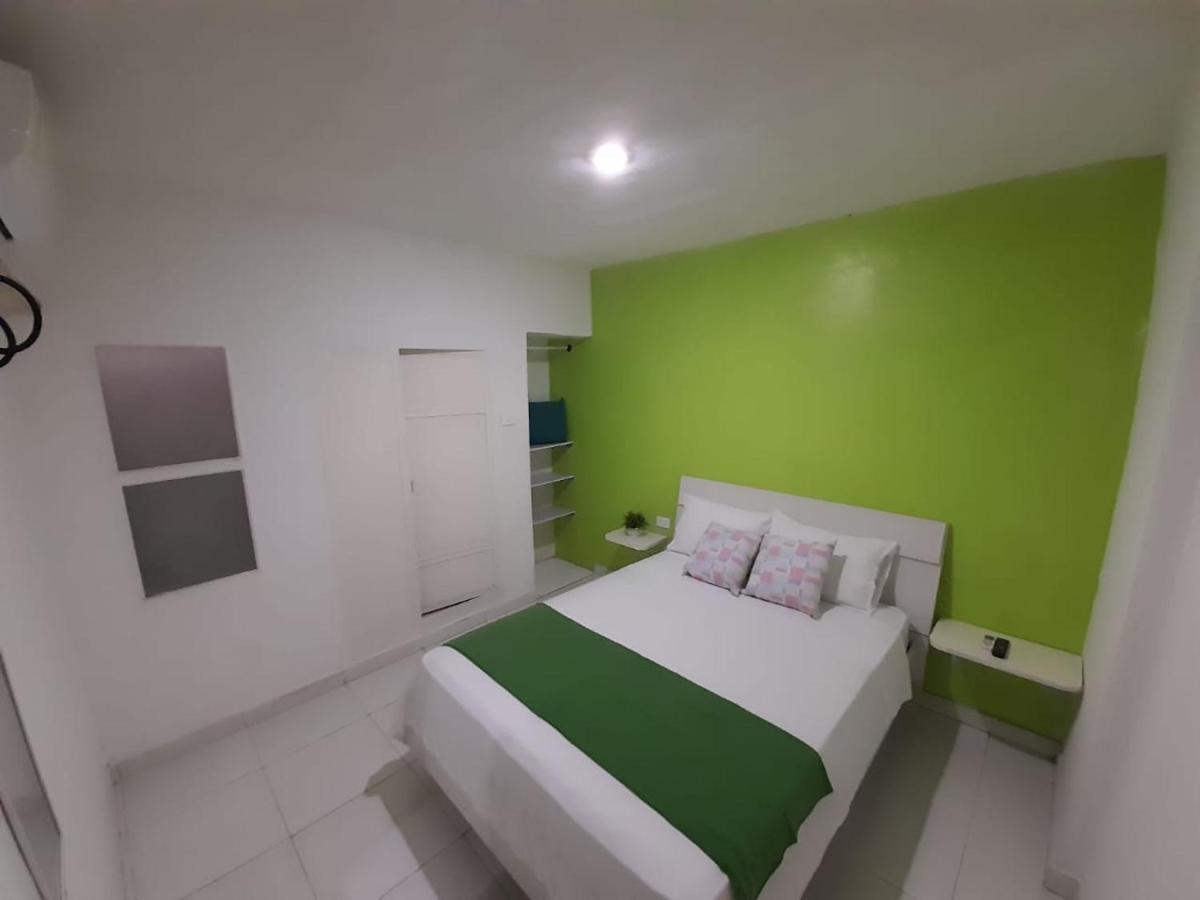 Tita'S Airport Hotel Cartagena Exterior photo