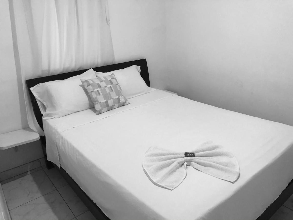 Tita'S Airport Hotel Cartagena Exterior photo